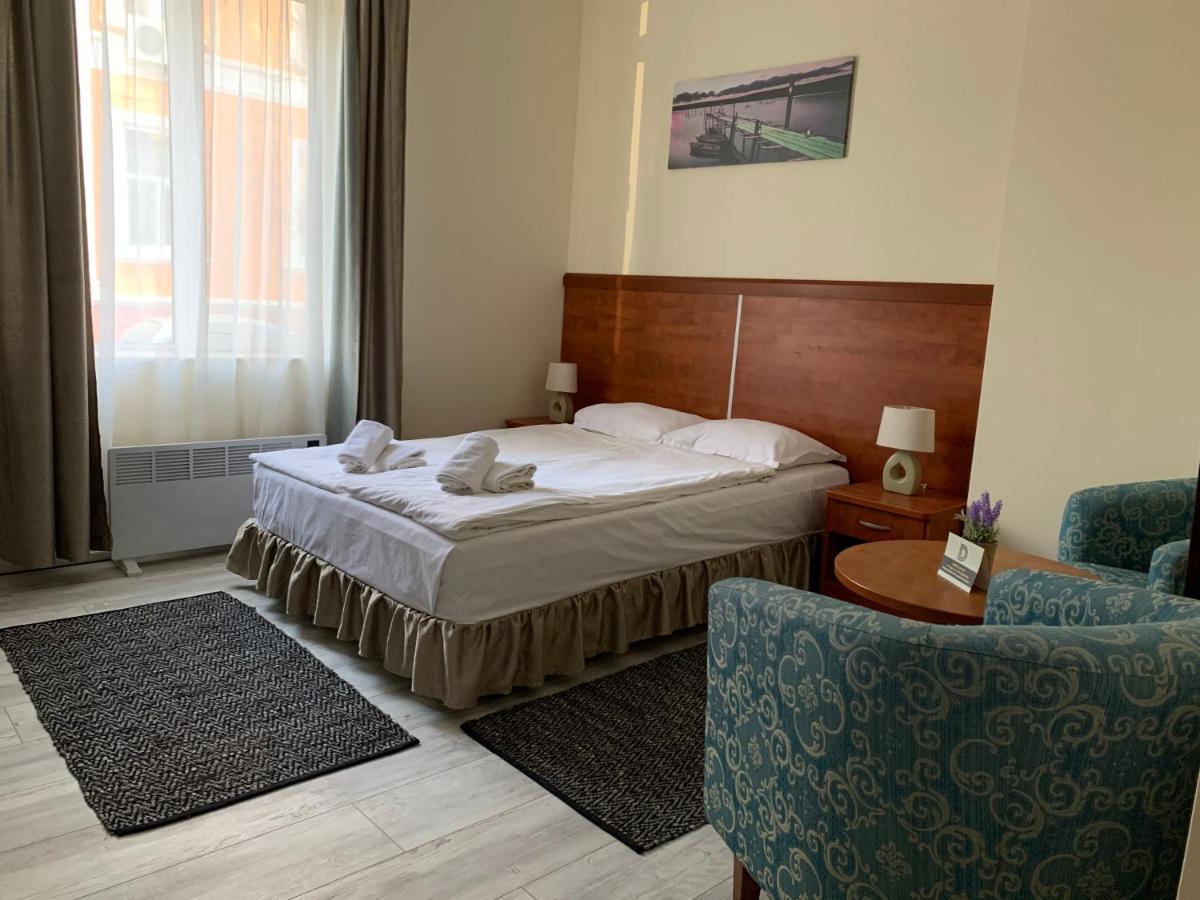 Guest Rooms Donovi فارنا المظهر الخارجي الصورة