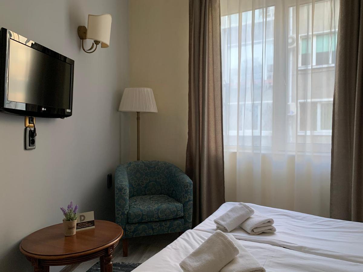 Guest Rooms Donovi فارنا المظهر الخارجي الصورة